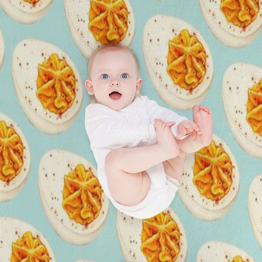Deviled Egg Pattern - Blue Travel-friendly Throw Blanket