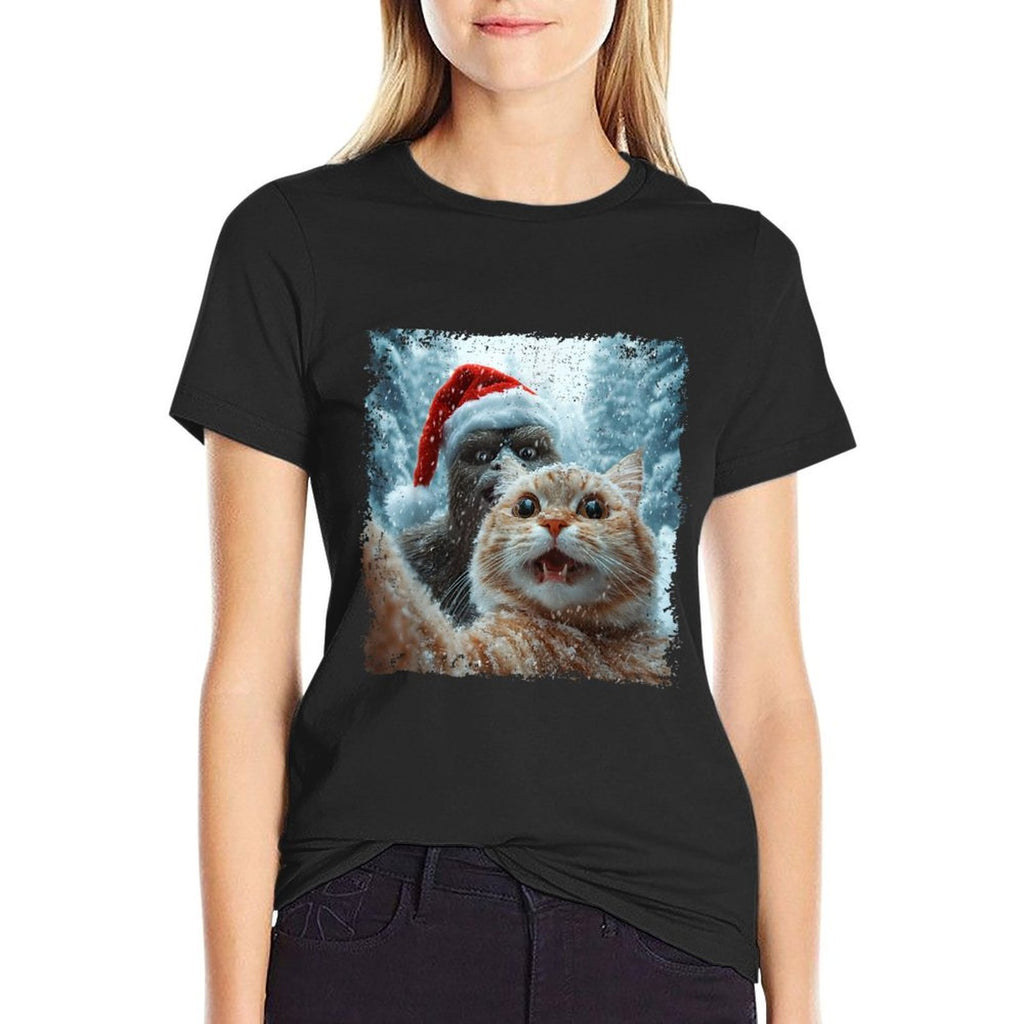 Funny Bigfoot And Cat Christmas Selfie Design  Fade-proof Color T-Shirt