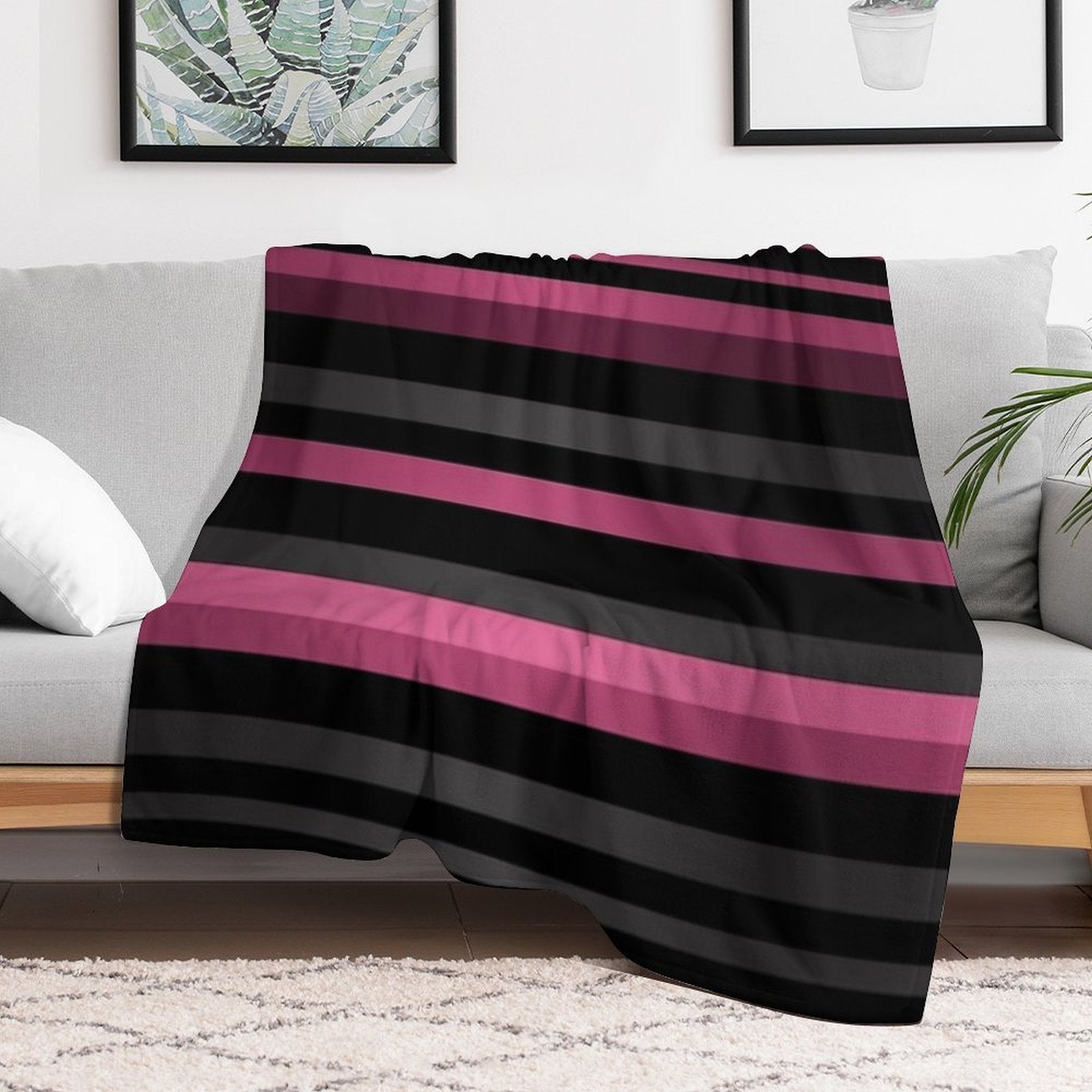 Heart Horizon Wrinkle-free Throw Blanket