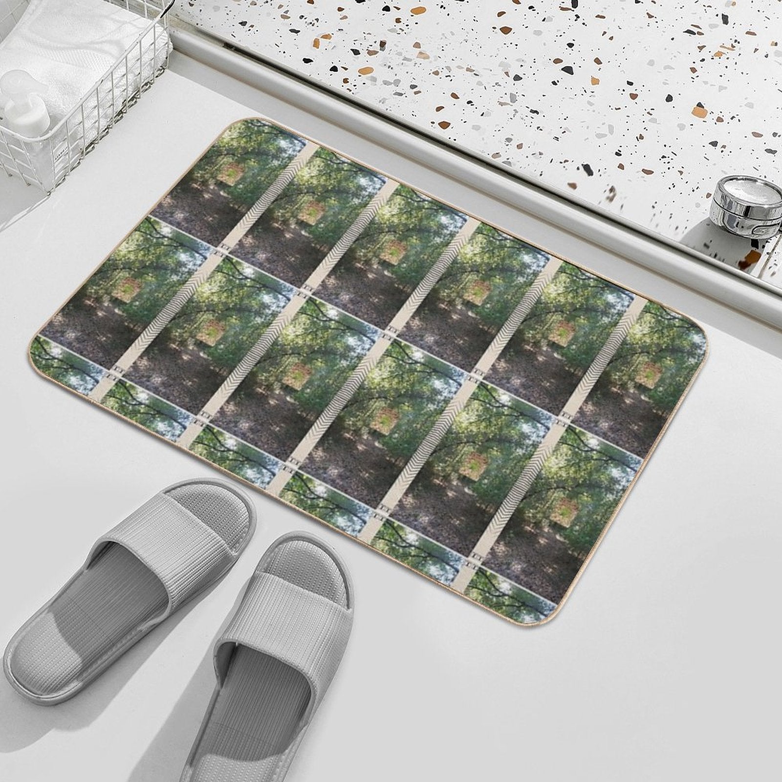Pine of The Grove  Easy Maintenance Bath Mat
