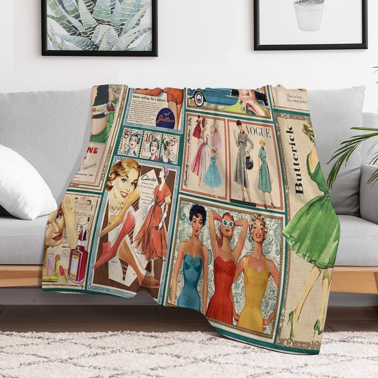 50s Fashion Compact Throw Blanket