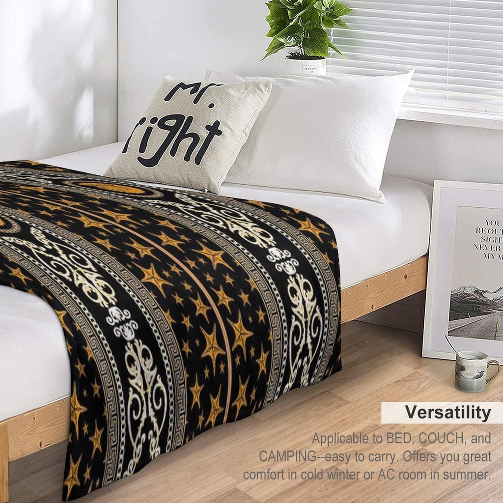 Luxury Baroque, Chain, Seashell And Starfish Print Travel-friendly Throw Blanket