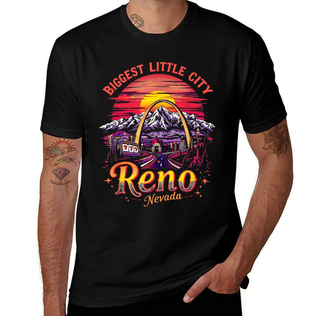 Vintage Reno Nevada Sunset Skyline Cityscape  Versatile T-Shirt
