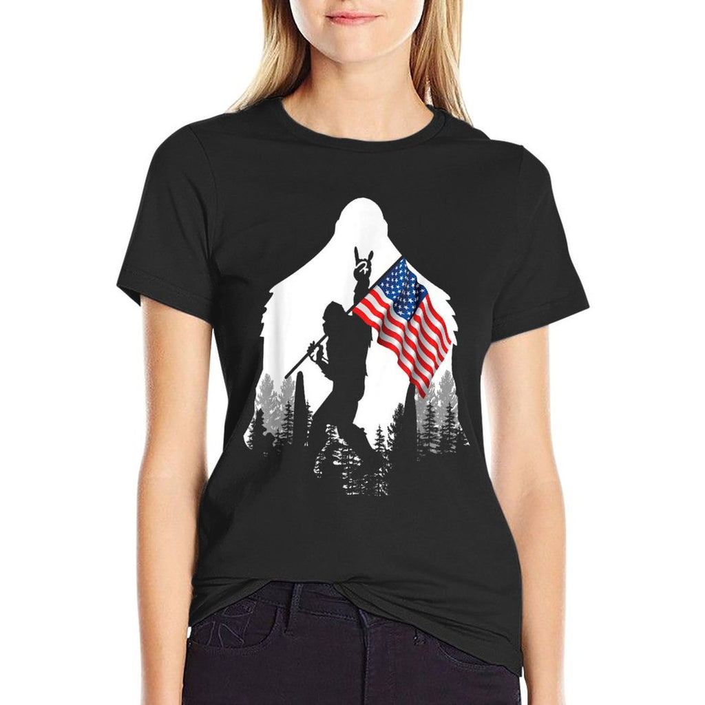 Big Foot - Bigfoot Sasquatch American Patriotic  Oversized Silhouette T-Shirt