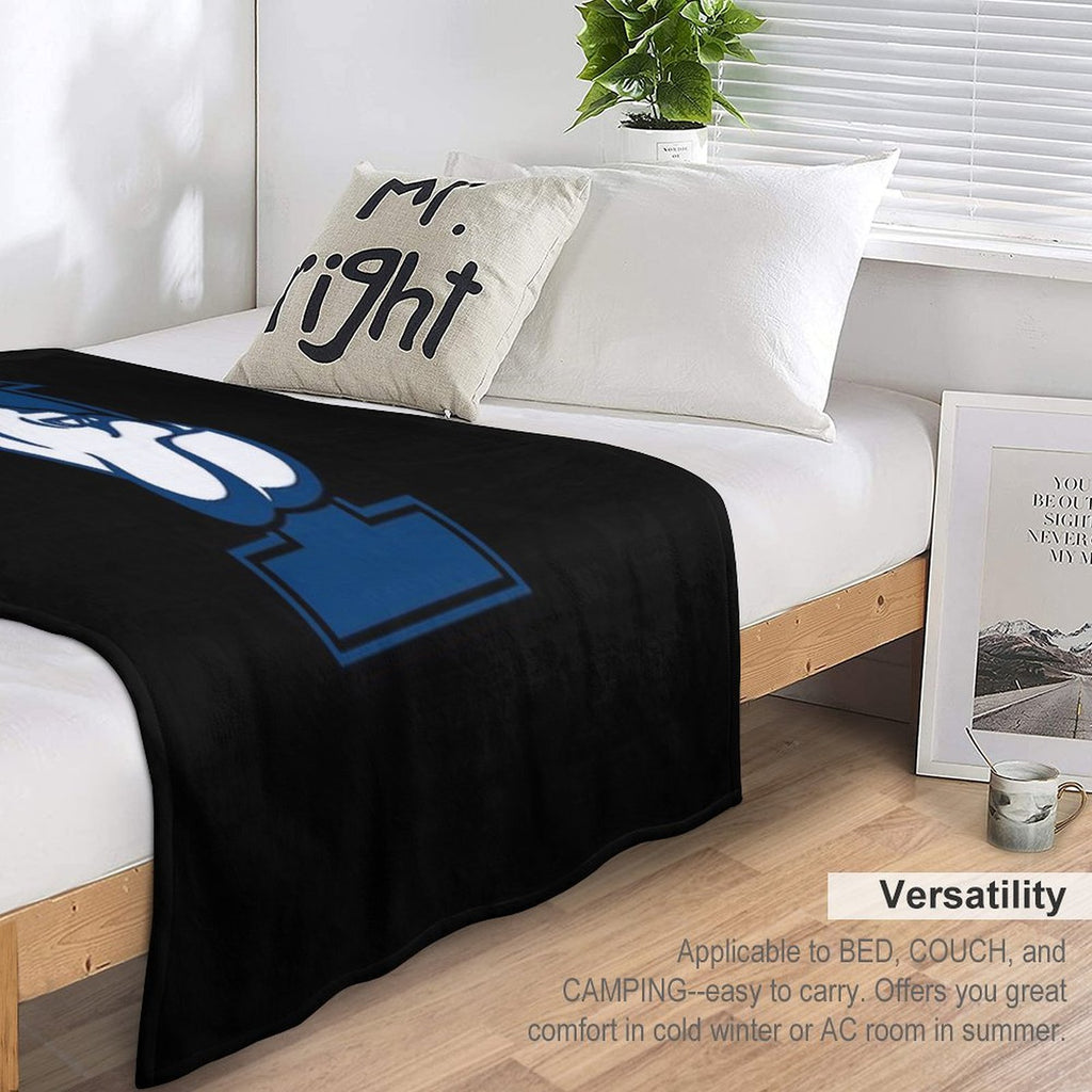 The Yale Iconic Wrinkle-free Throw Blanket