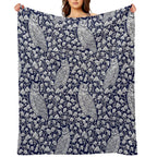 Winter Blue II - Owls And Gingko Leaves Velvety-soft Throw Blanket