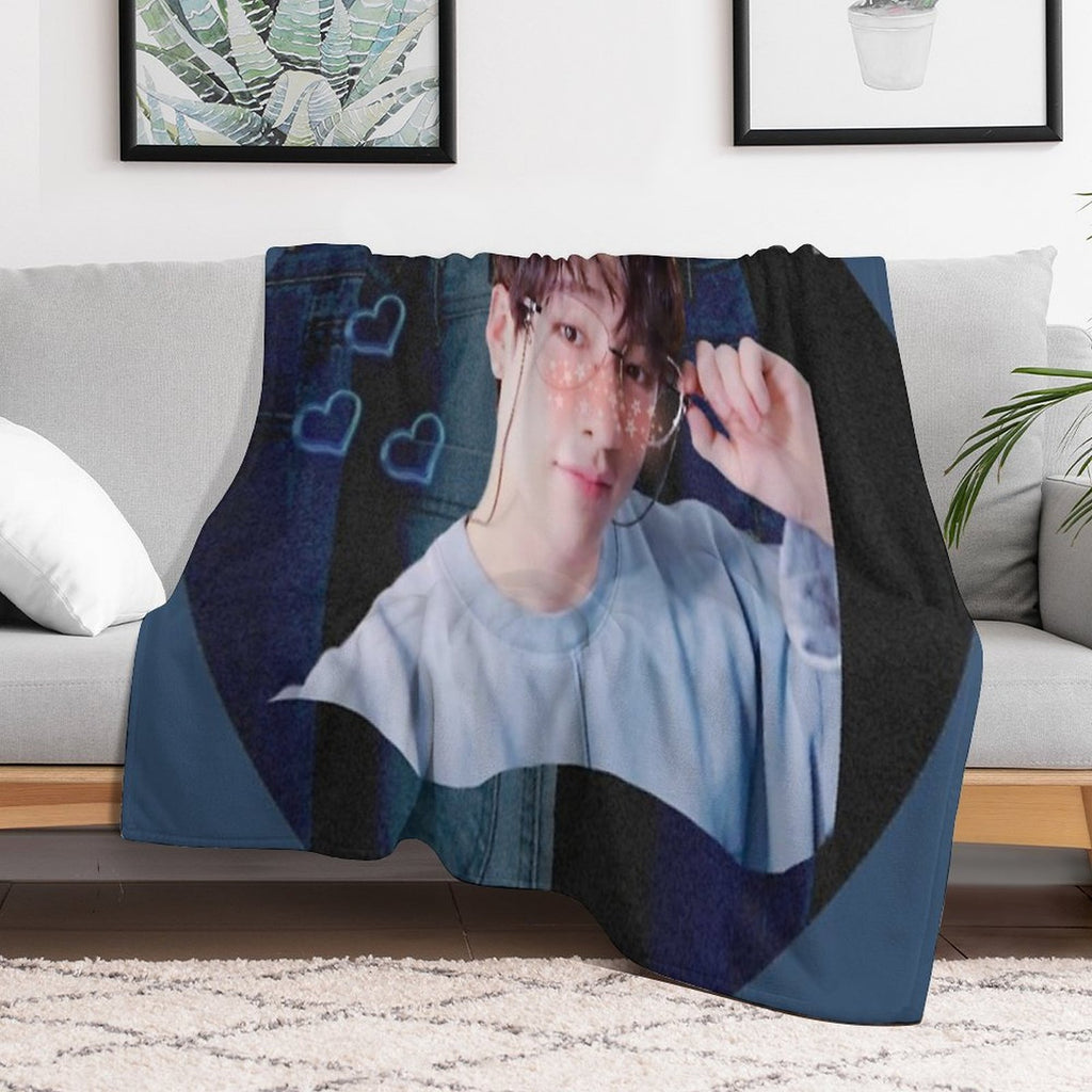 Stray Kids Bangchan Gift-ready Throw Blanket