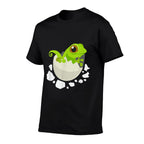 Hatching Baby Lizard Hatching Eggs Pregnancy Future Mom  Odor-resistant T-Shirt