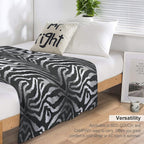 Black And White Seamless Pattern with Tiger Skin, Seamless Tiger Stripe Pattern, Wild Animal Tiger Head Face Mascot Design Vecto Quick-dry Throw Blanket