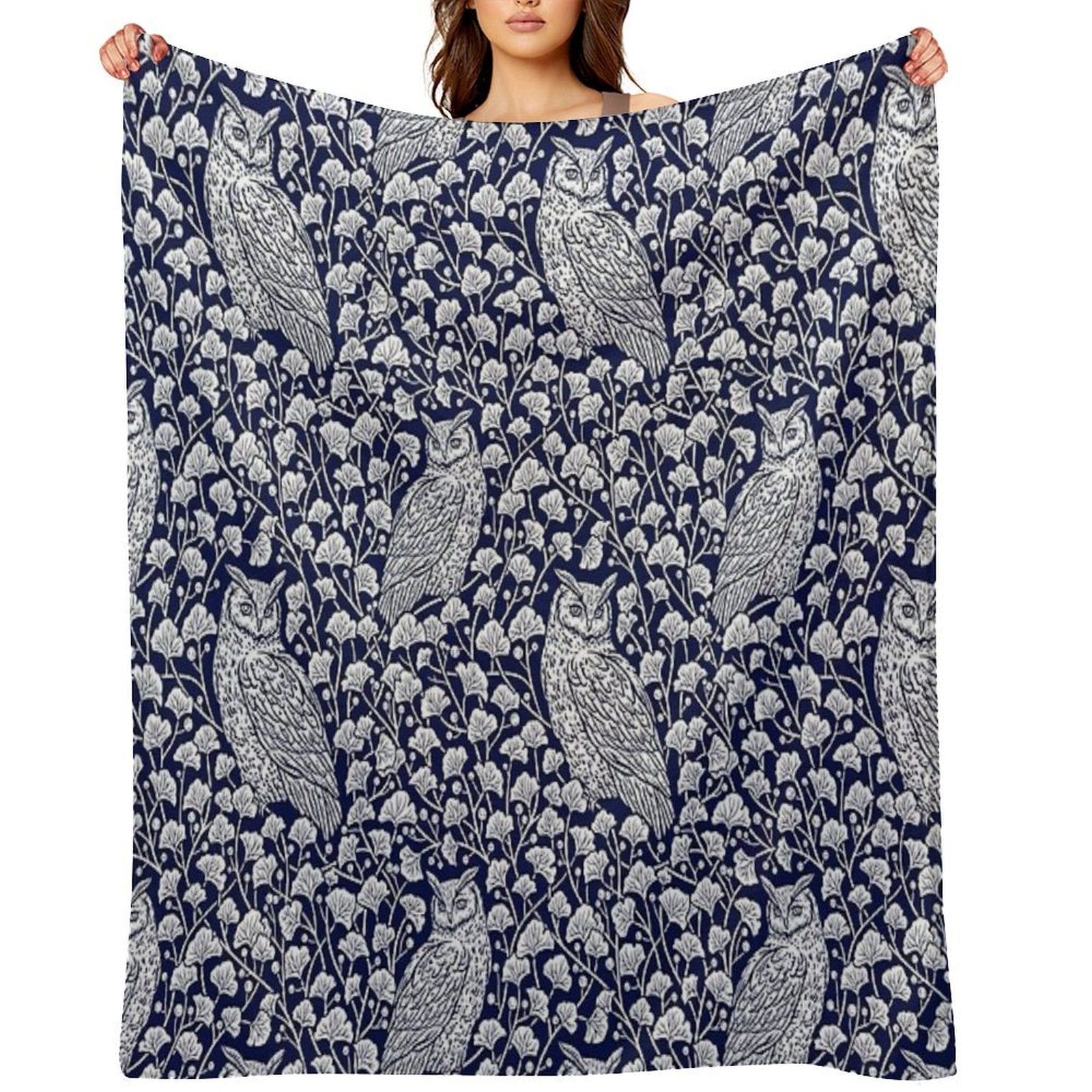 Winter Blue II - Owls And Gingko Leaves Velvety-soft Throw Blanket