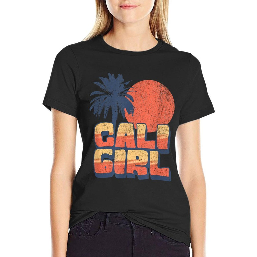 Cali Girl Retro Sunset Palm Tree California Beach Vacation  Slim-fit Cut T-Shirt