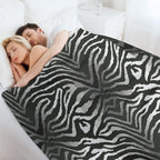 Black And White Seamless Pattern with Tiger Skin, Seamless Tiger Stripe Pattern, Wild Animal Tiger Head Face Mascot Design Vecto Quick-dry Throw Blanket