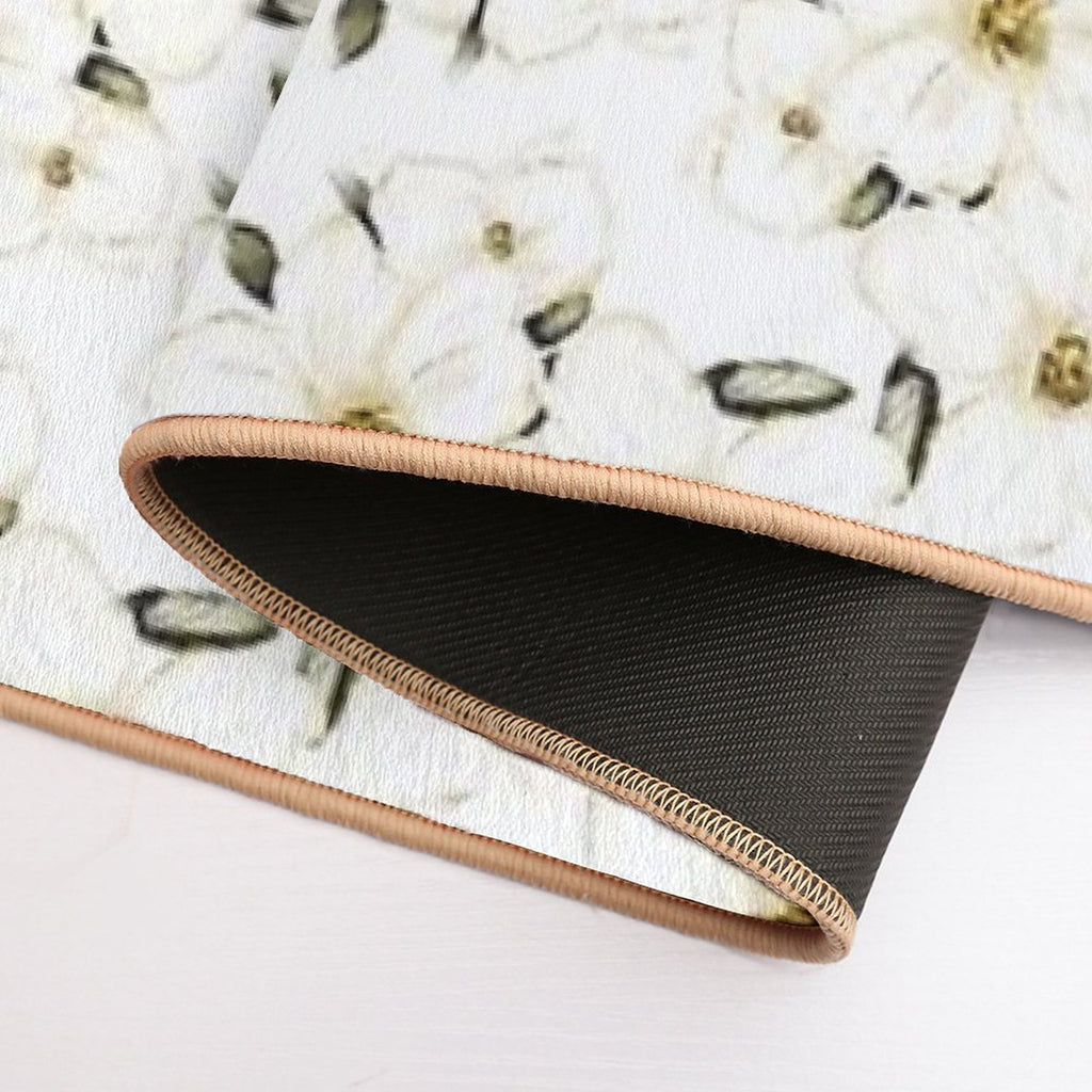 White Flower Blossom Pattern  Fade-Resistant Bath Mat