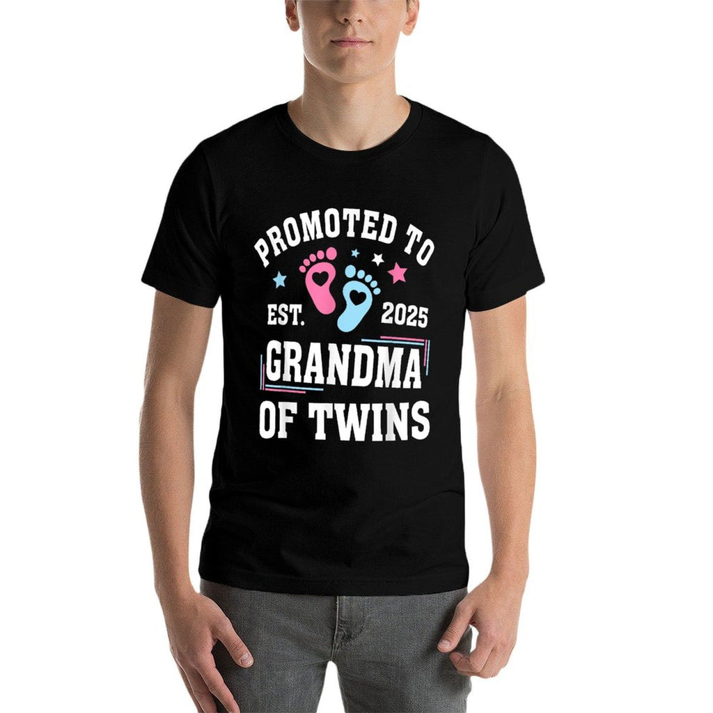 Promoted To Grandma Of Twins Est 2025 Gender Reveal  Trendy Pattern T-Shirt