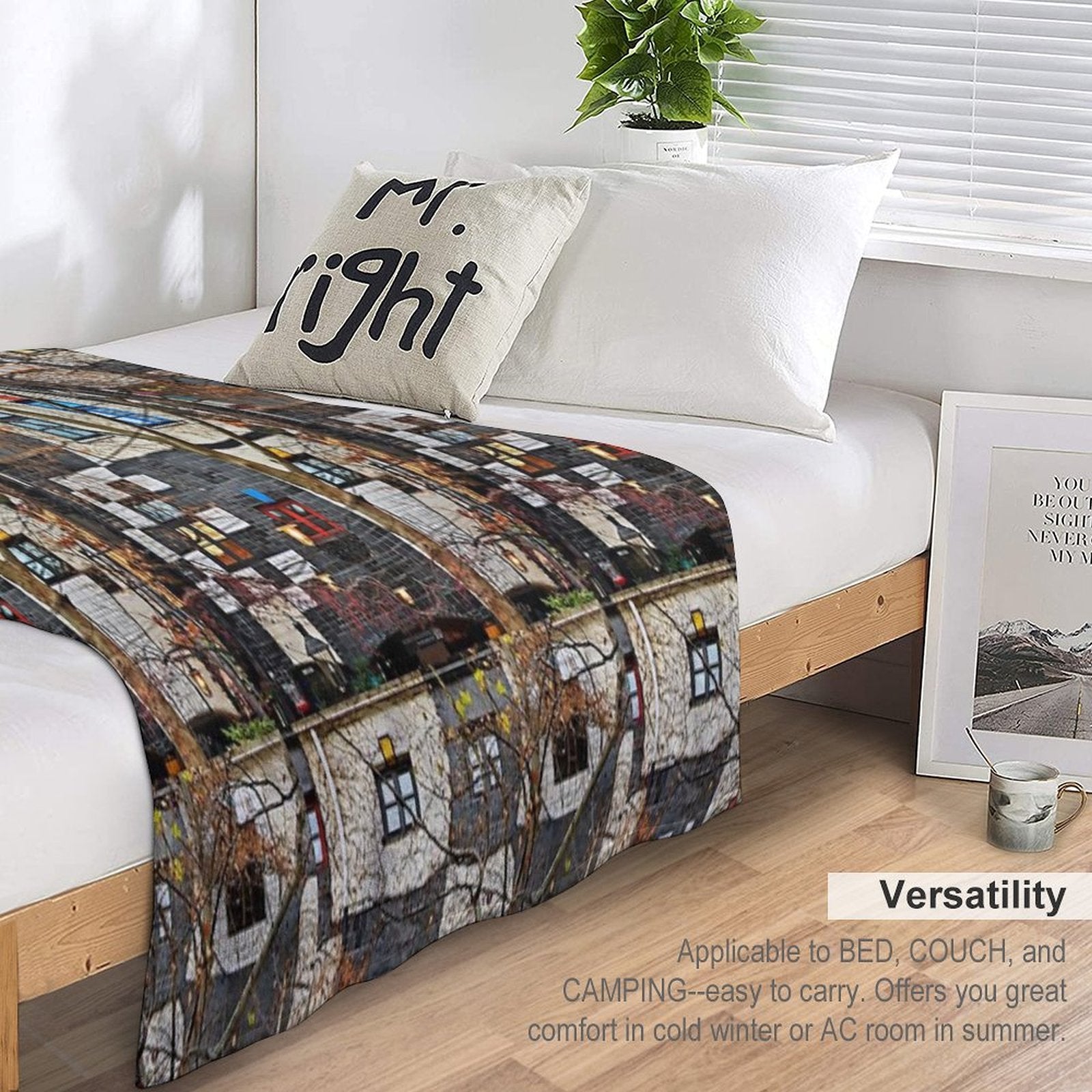 Kunst Haus Wien Compact Throw Blanket