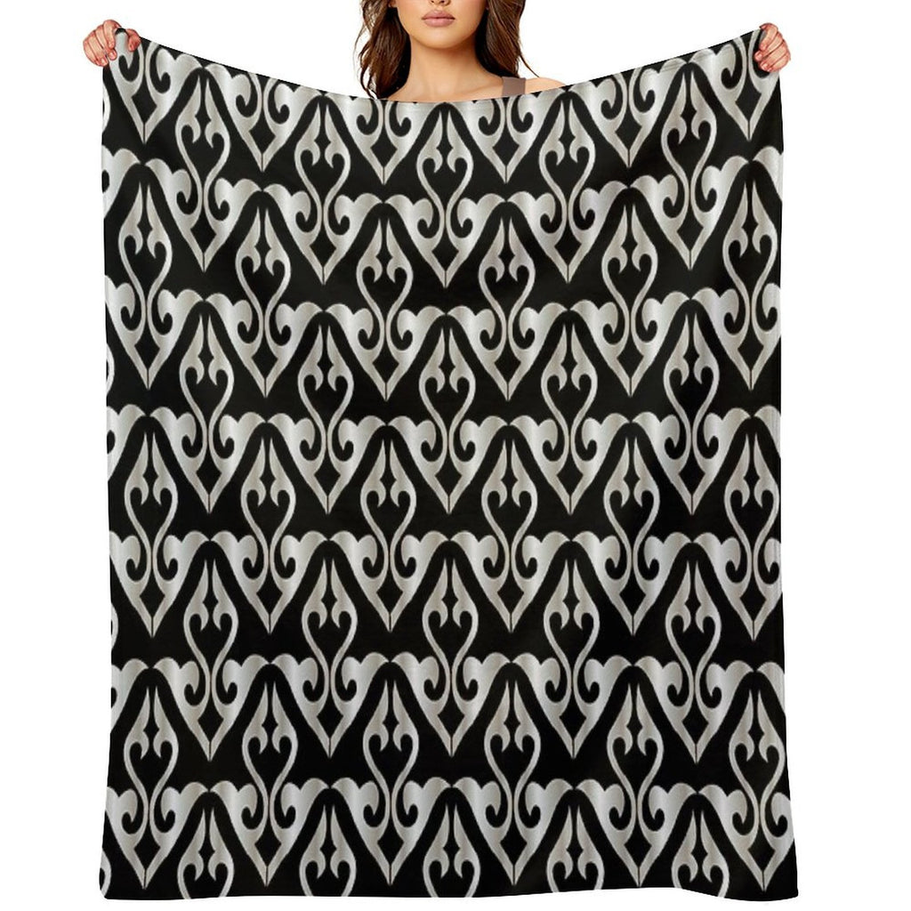 Black And White Floral Decorative Pattern All-season Throw Blanket