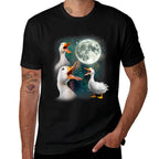 3 Ducks Howl At Moon  Funny Weird Cursed Pekin Duck Lover  Easy-care T-Shirt