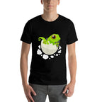 Hatching Baby Lizard Hatching Eggs Pregnancy Future Mom  Odor-resistant T-Shirt