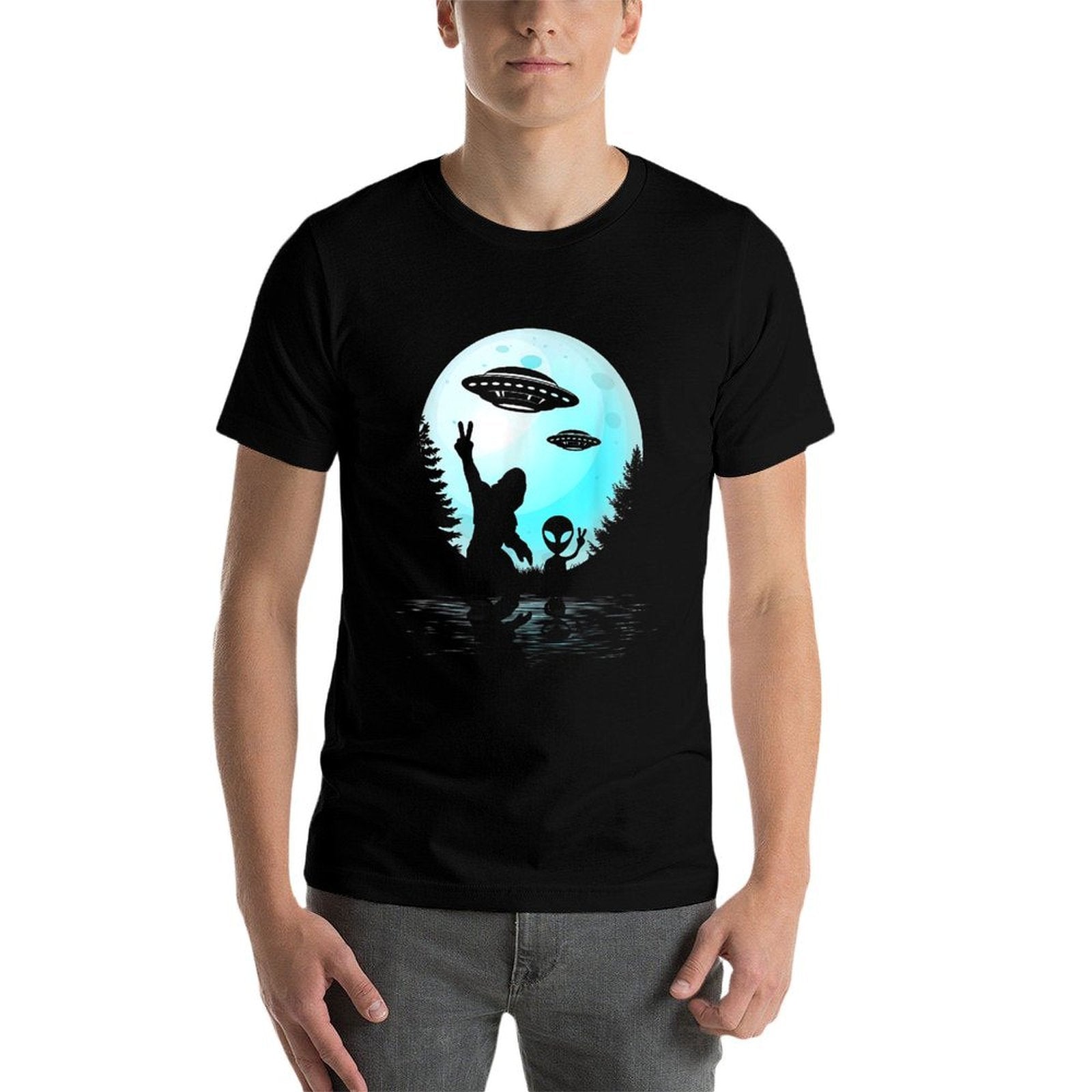 Alien And Bigfoot Full Moon Sasquatch UFO For Men Women Kids  Rolled Sleeves T-Shirt