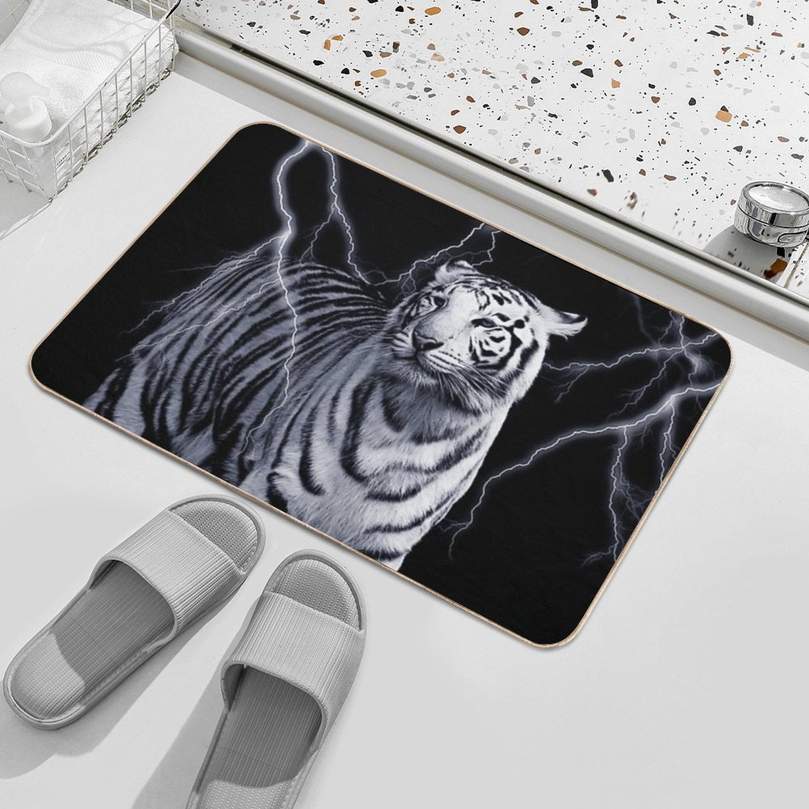 WHITE TIGER OF THE WEST  Fade-Resistant Bath Mat