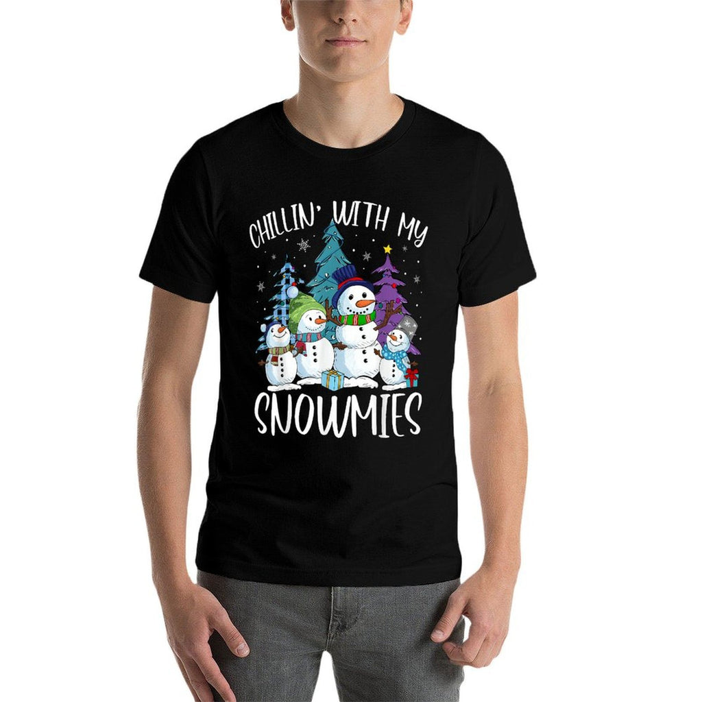 Chillin’ with My Snowmies Funny Christmas Snowman Men Women  Oversized Silhouette T-Shirt