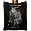 Drizzt Do'Urden And Bruenor Battlehammer Shrink-resistant Throw Blanket