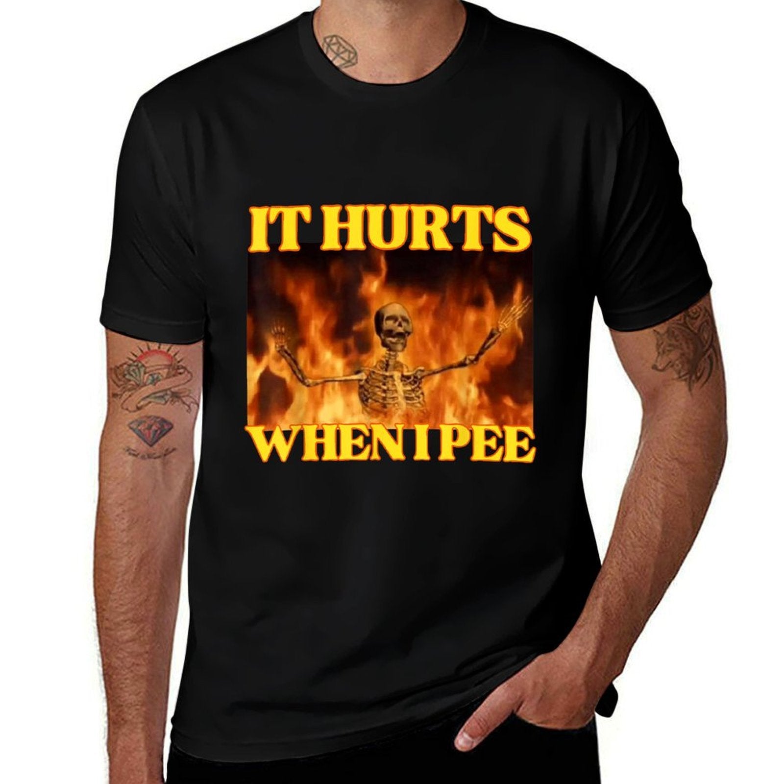 It Hurts When I Pee Funny Hard Skeleton Meme  Versatile T-Shirt