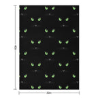 Black Cat - Green Eyes Lightweight Throw Blanket