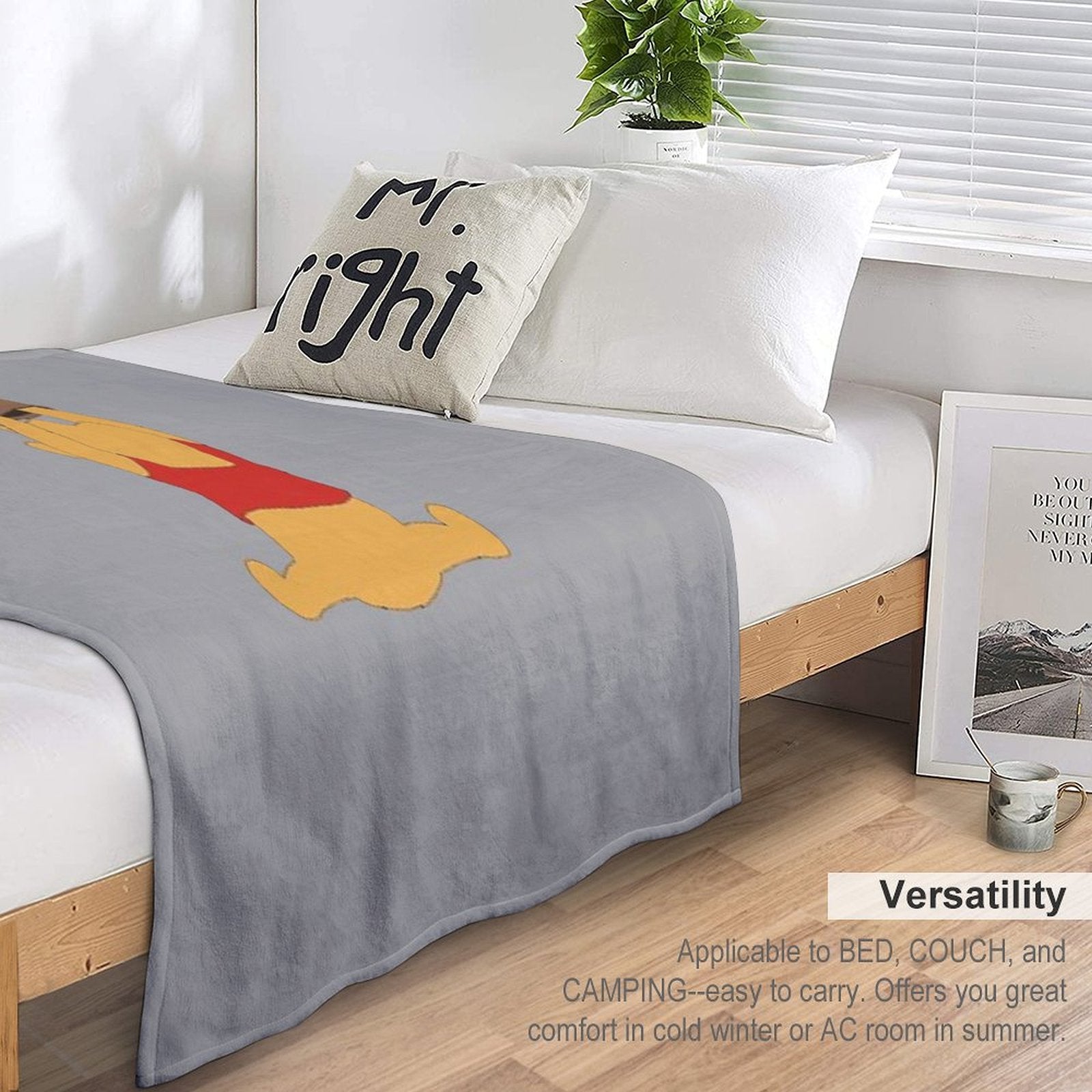 Pooh Bear ) Plush Throw Blanket