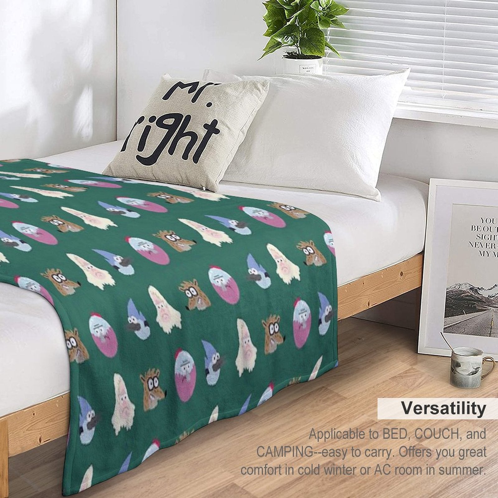 Regular Show - Pixel Pattern Gift-ready Throw Blanket