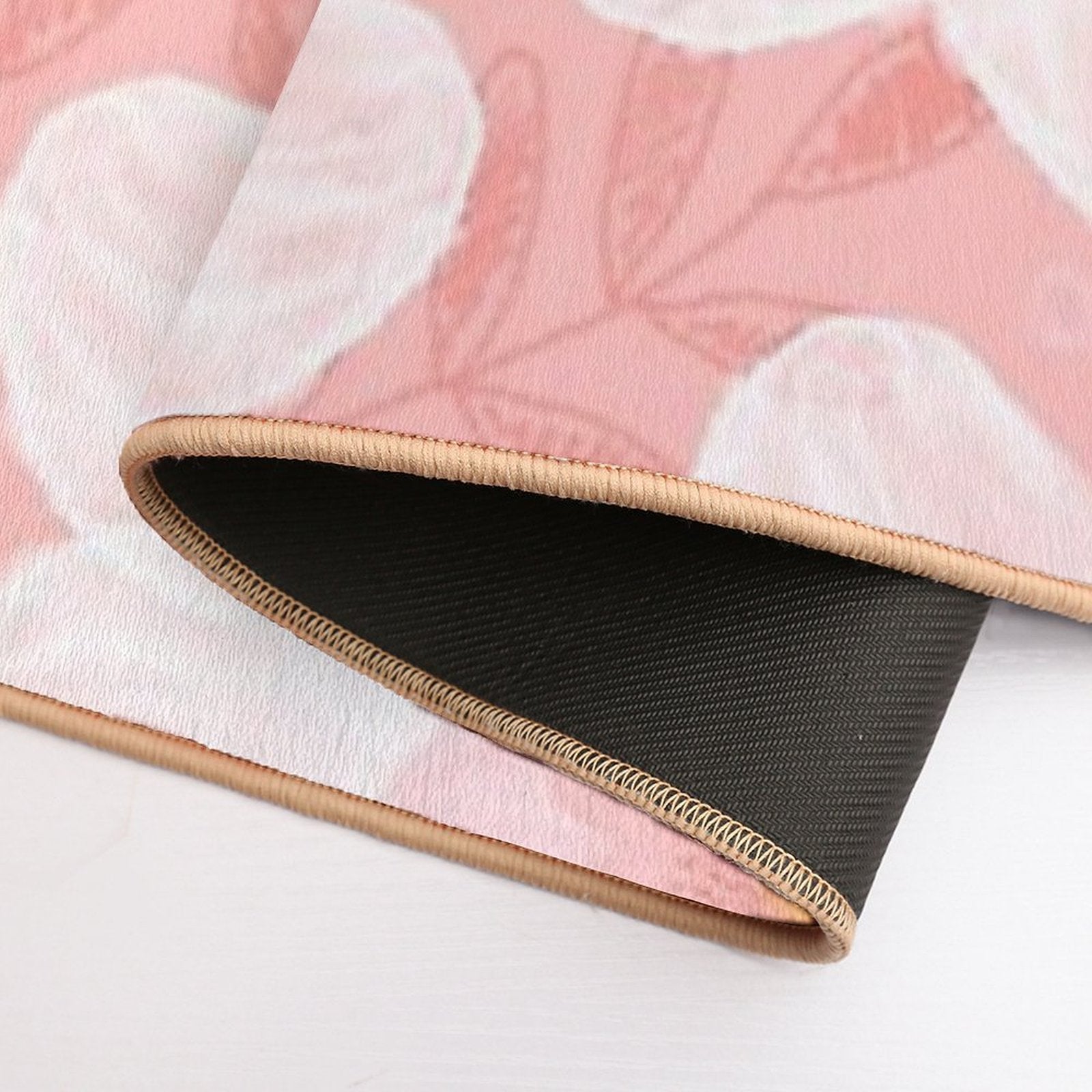 White Summer Flowers  High-Traffic Bath Mat