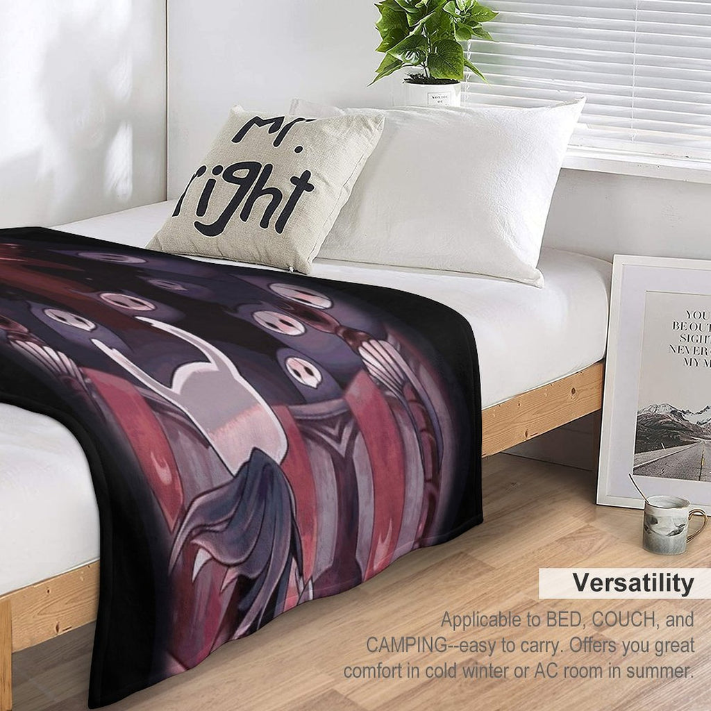 Hollow Knight - The Knight Facing Master Grimm Durable Throw Blanket