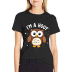 Im A Hoot Funny Saying Cute Owl Bird Joke Humor  Moisture-wicking T-Shirt