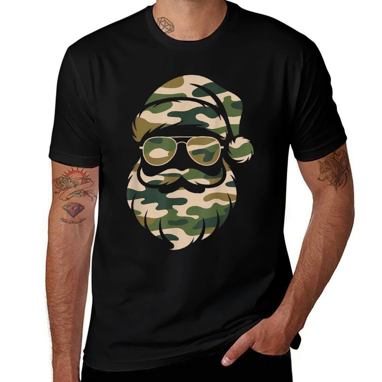 Vintage Santa Face Camouflage Christmas Xmas Camo Men Boys  Wrinkle-resistant T-Shirt