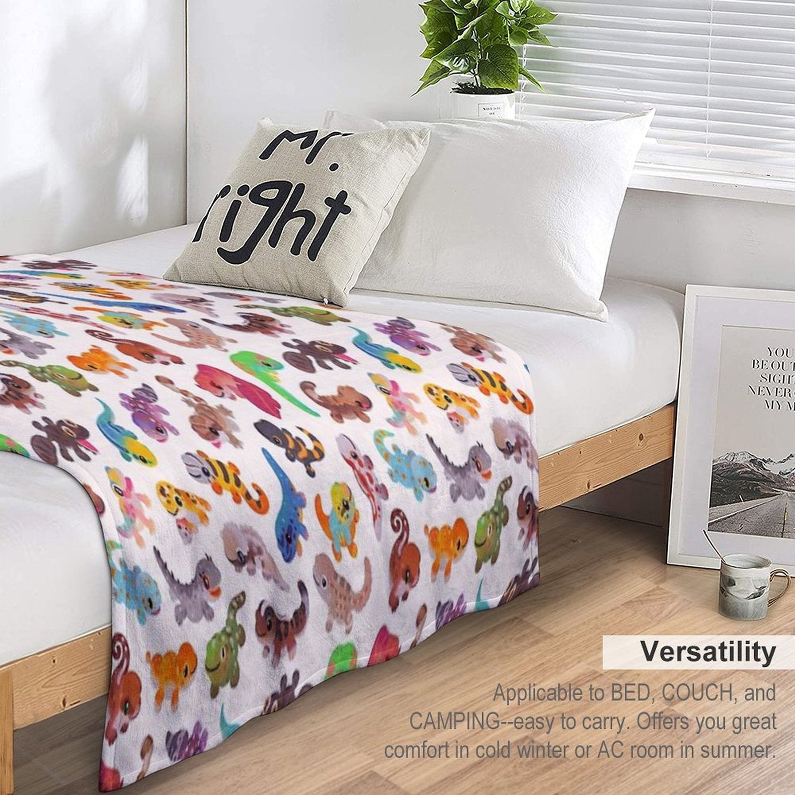 Gecko - Bright Eco-conscious Throw Blanket