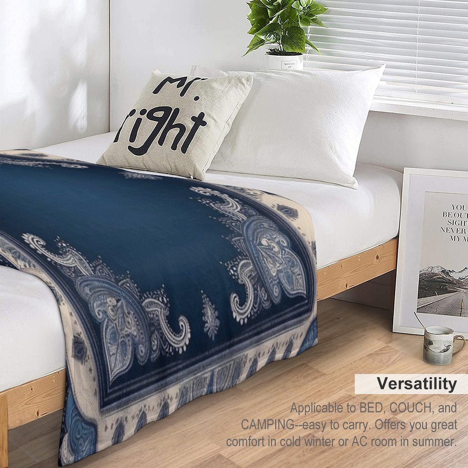 RogerPattern - Tranquil Blue Harmony A Bandana-Inspired Print Plush Throw Blanket