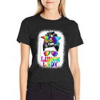 Lunch Lady Messy Bun Retro Lunch Ladies Squad Cafeteria Crew  Rolled Sleeves T-Shirt