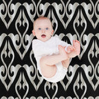 Black And White Floral Decorative Pattern All-season Throw Blanket