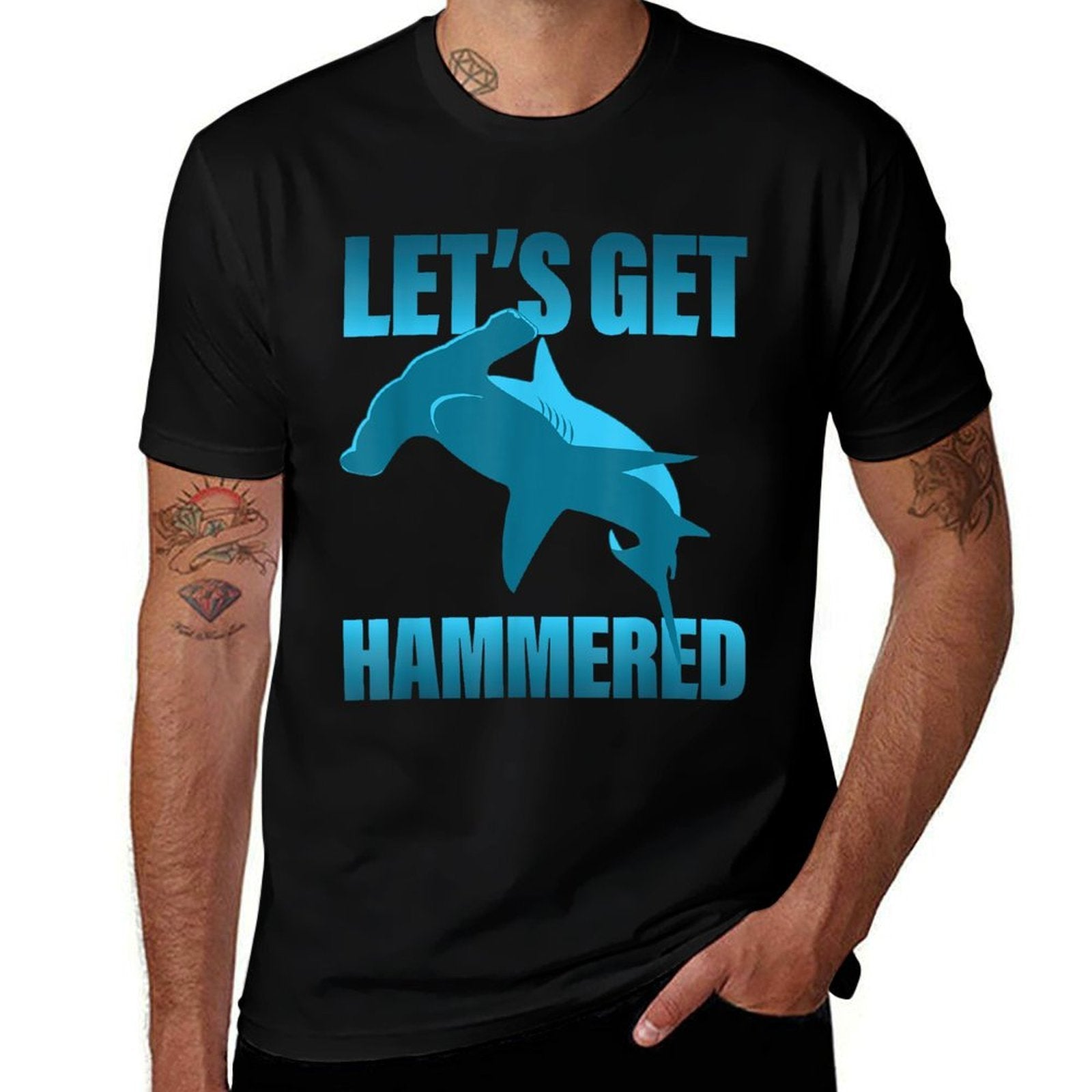 Funny Deep Sea Diving - Boat Dive Hammerhead Shark  Trendy Pattern T-Shirt