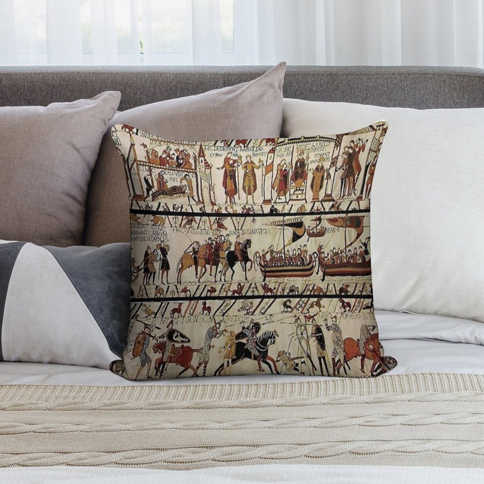 Tapisserie Bayeux - The Bayeux Tapestry Soft Decorative Cover Throw Pillow