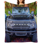 2022 Black Ford Bronco Shrink-resistant Throw Blanket