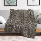 Gray Paisley Bandana Pattern Shrink-resistant Throw Blanket