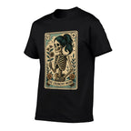 Crunchy Mom Tarot Card Skeleton Mothers Day Mama  High-quality Stitching T-Shirt