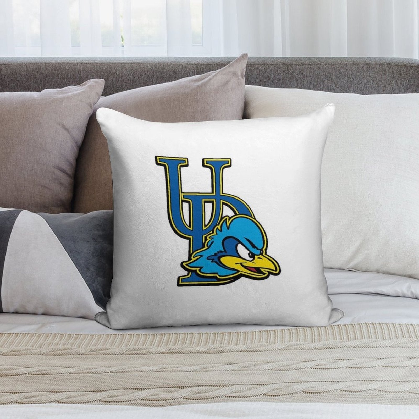 University of Deleware Soft Anti-Pilling Throw Pillow
