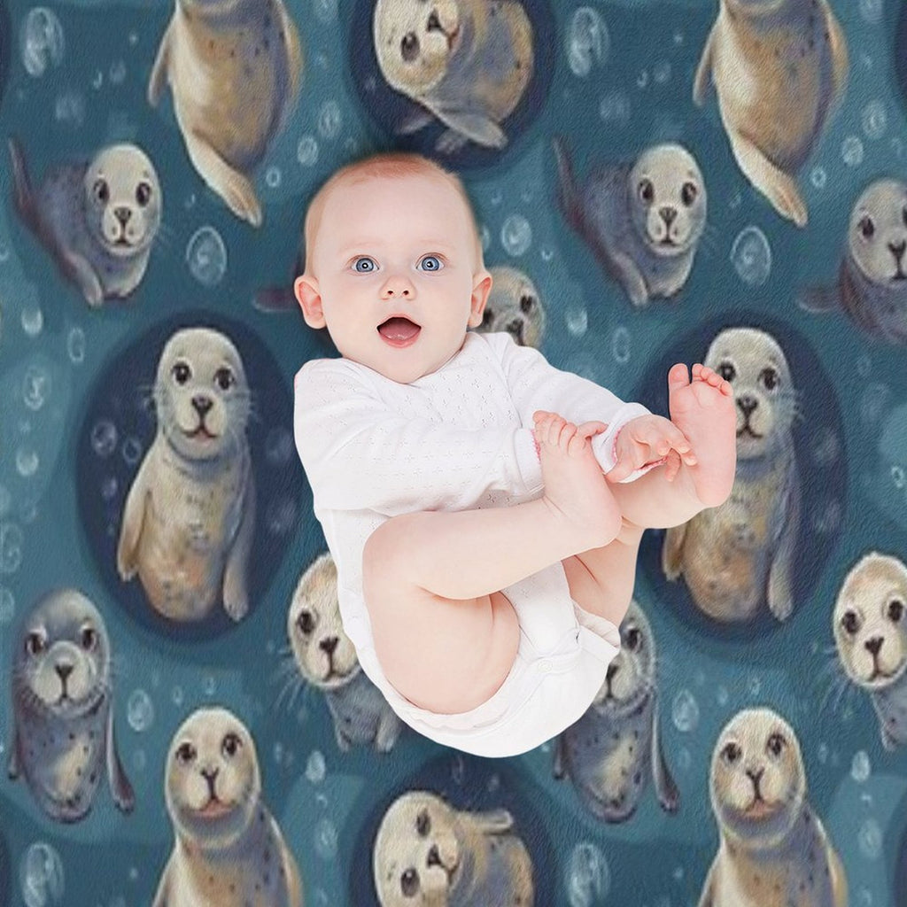 Cute Seal Pattern Versatility Throw Blanket