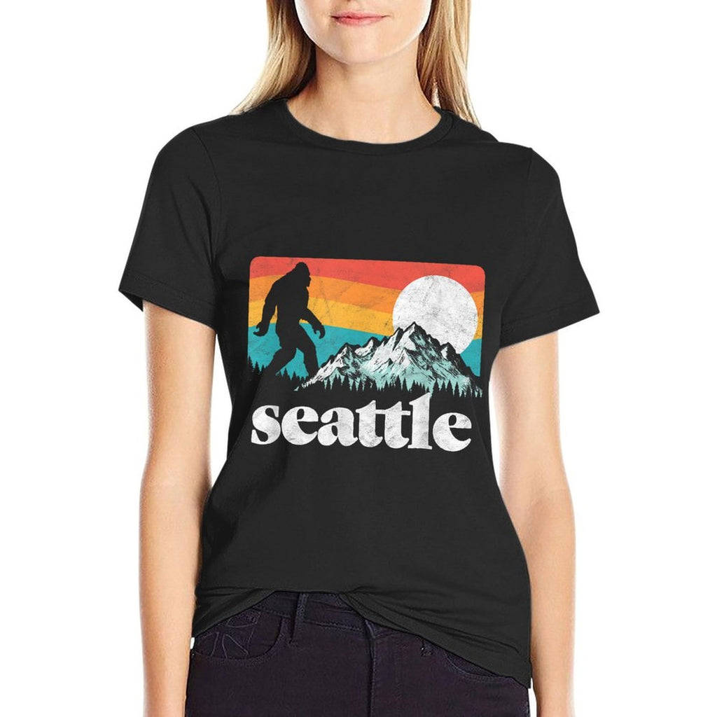 Seattle Washington Bigfoot Mountains Retro Distressed 80s  Versatile T-Shirt