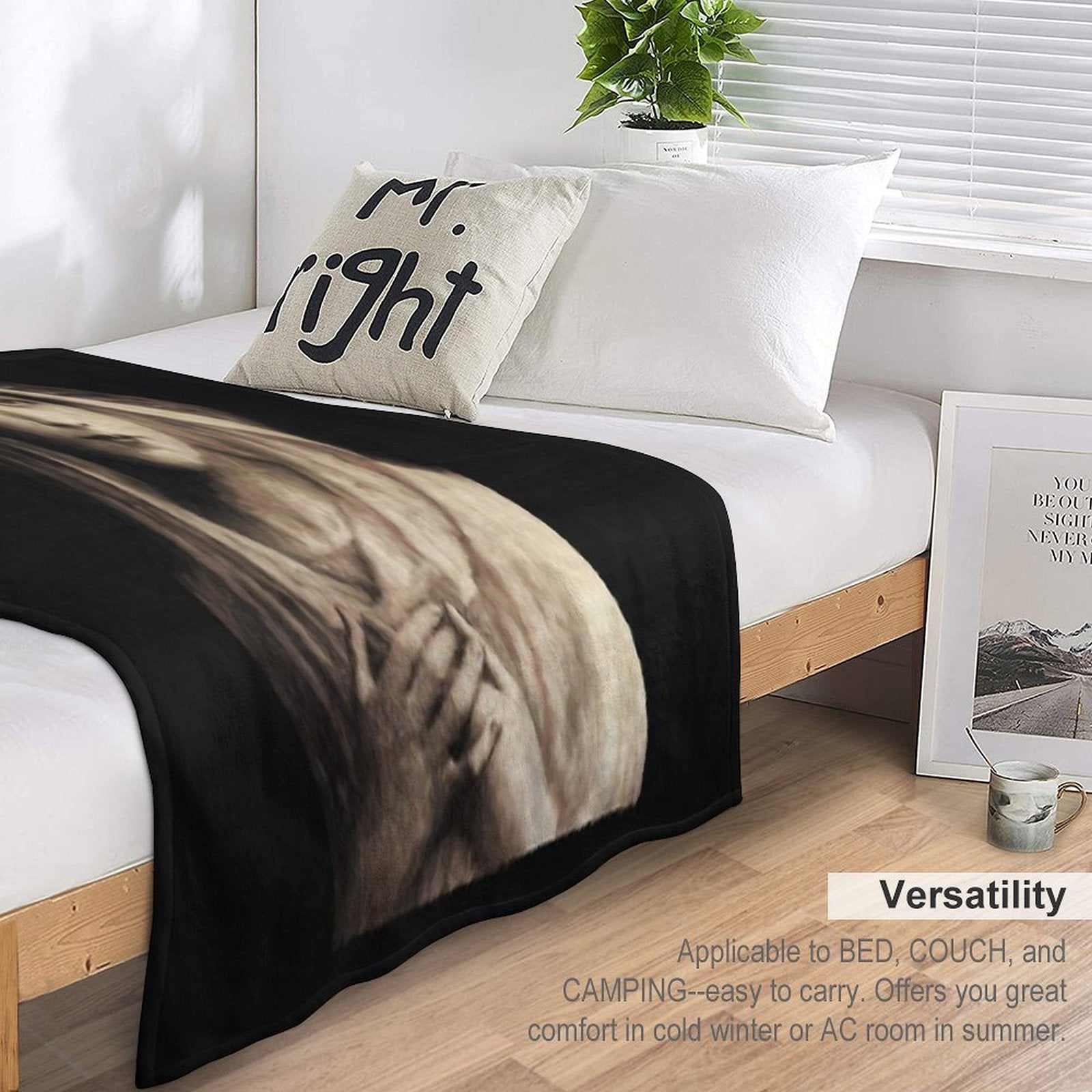 Vintage Virgin Mary Painting Travel-friendly Throw Blanket