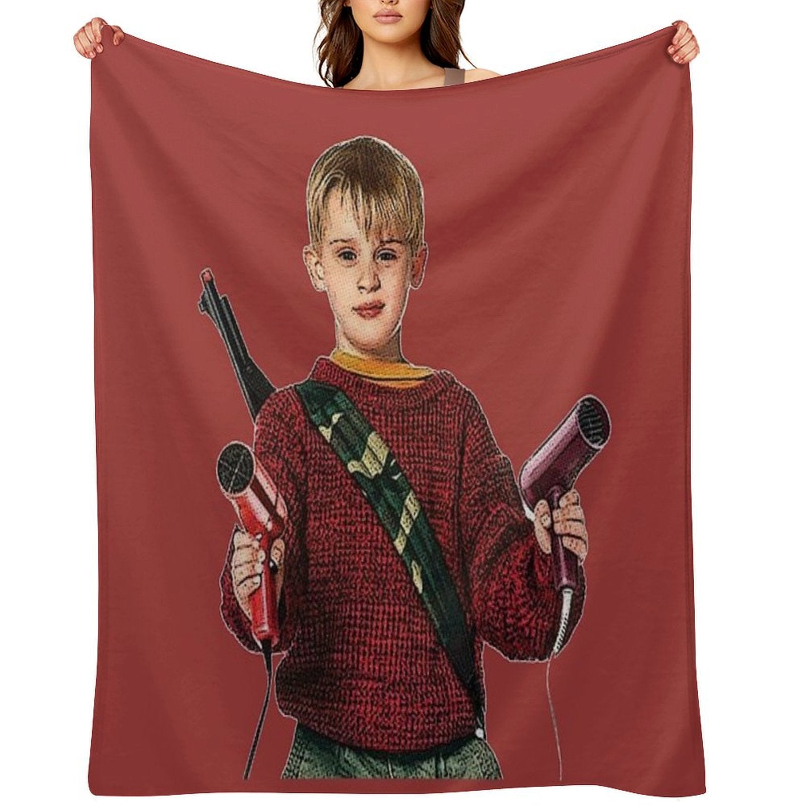Kevin McCallister Home Alone Christmas Movie Shrink-resistant Throw Blanket