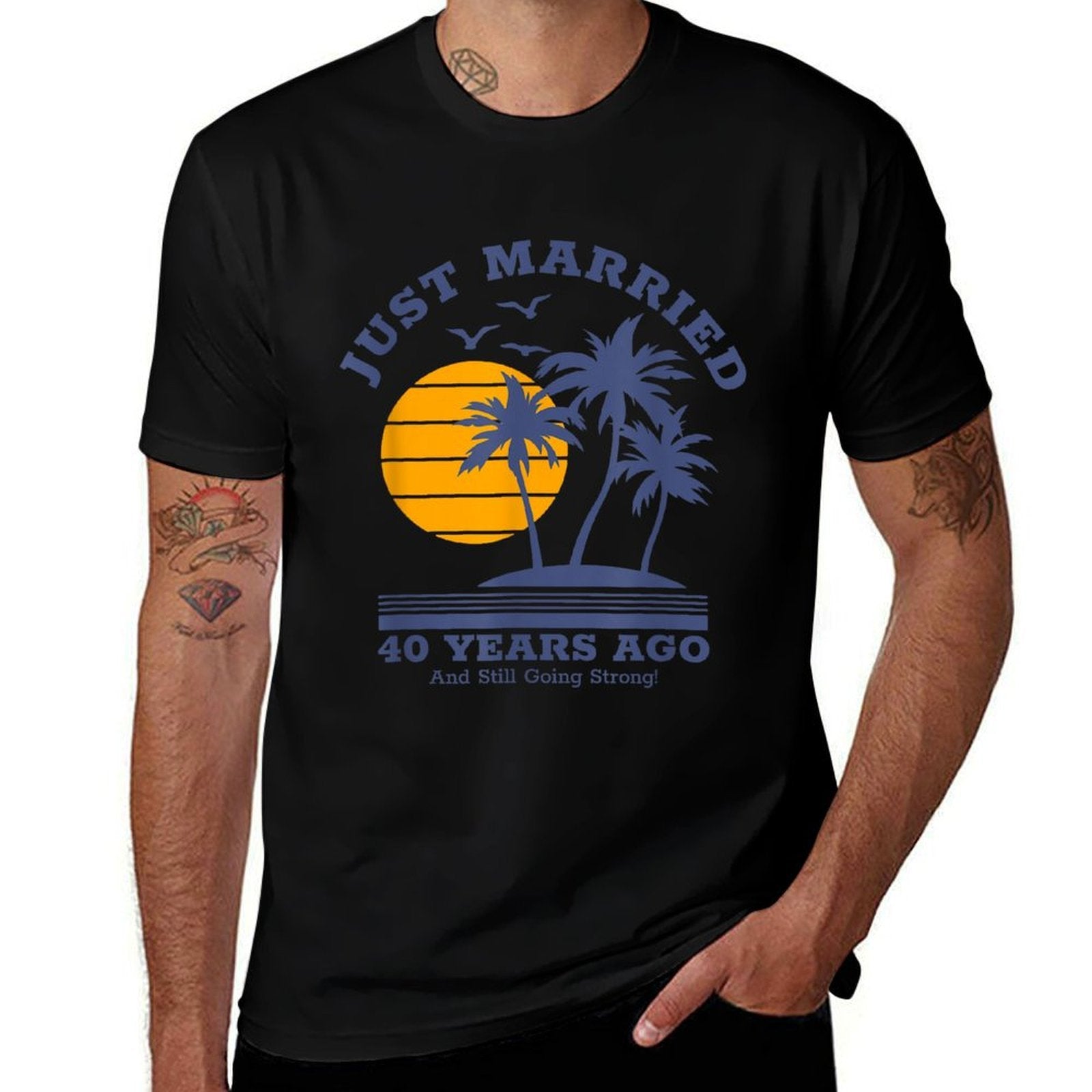 40 Years Marriage Celebration - Romantic Anniversary Design  Relaxed-fit T-Shirt
