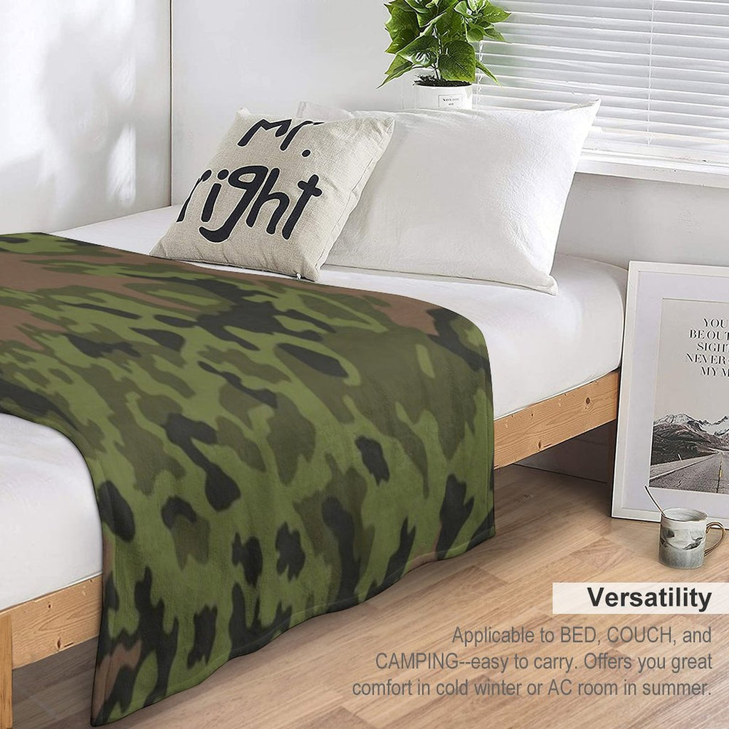 German Eichenlaub Summer Camo Ww2 Easy Care Throw Blanket